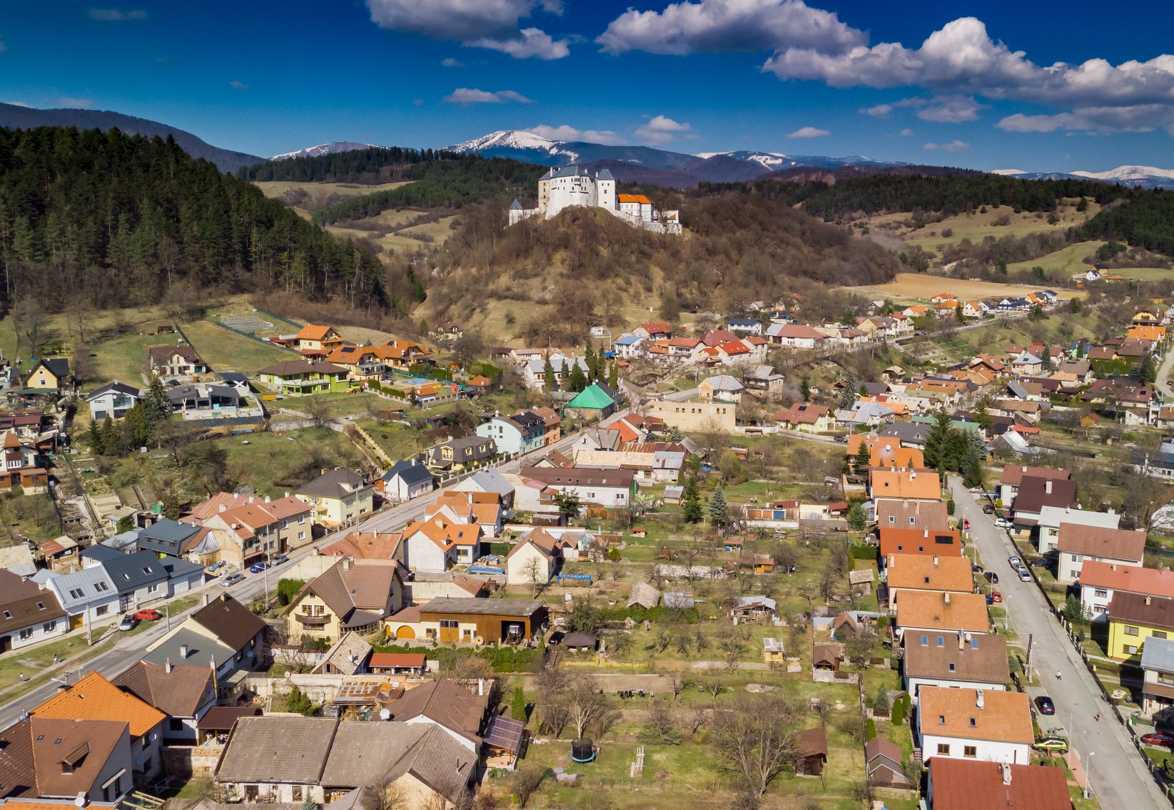 Slovenská Ľupča: dvojaký svet