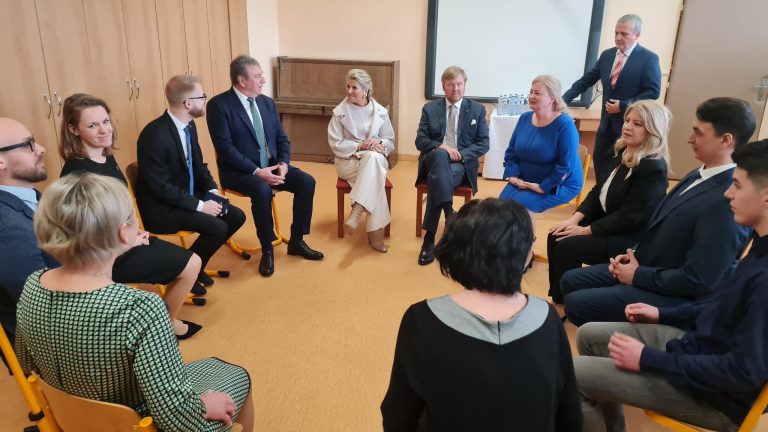 Okrúhly stôl programu Školy za demokraciu — foto 3
